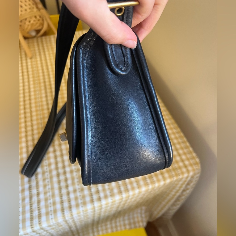 Vintage Coach 9965 Black Legacy Small Flap Bag - Picture 6 of 15